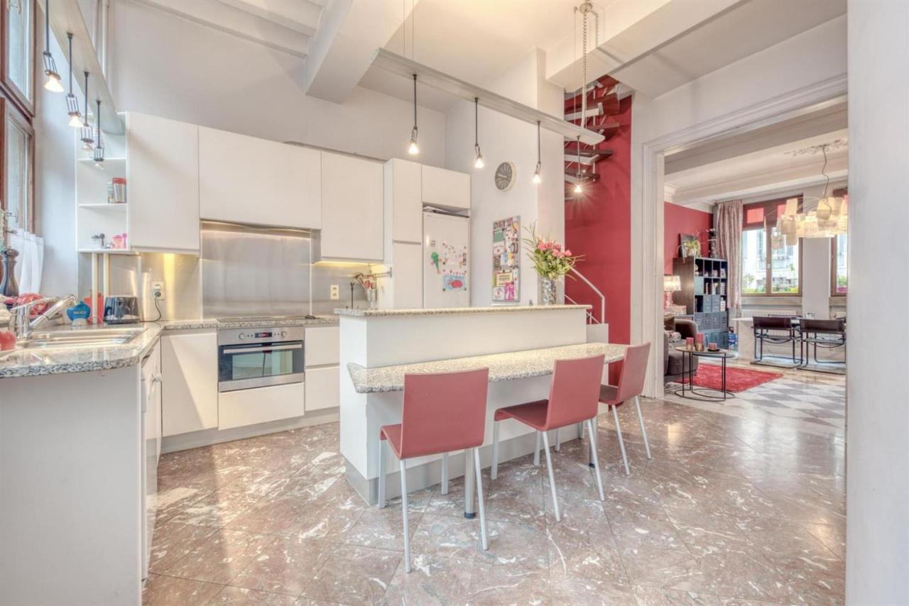 Apartamento Duplex situé au centre du cœur historique de Liège Exterior foto