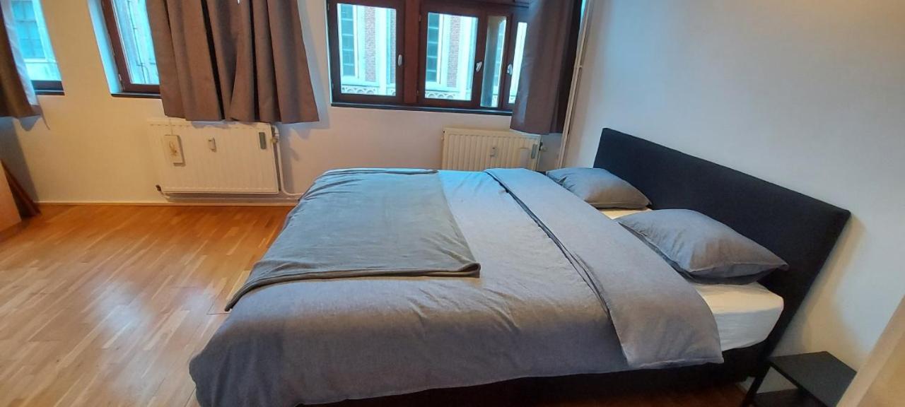 Apartamento Duplex situé au centre du cœur historique de Liège Exterior foto