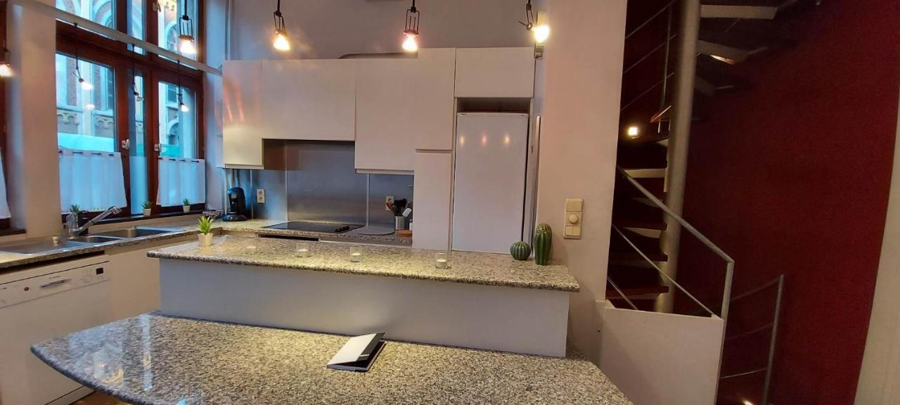Apartamento Duplex situé au centre du cœur historique de Liège Exterior foto
