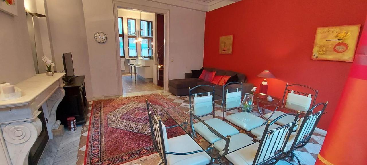 Apartamento Duplex situé au centre du cœur historique de Liège Exterior foto